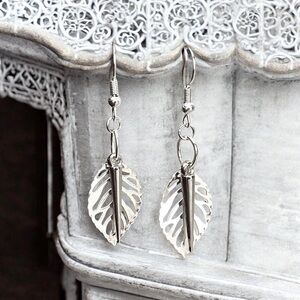 5 For $25💫Silver Filigree Leaf Spike Punk Dangles Earrings